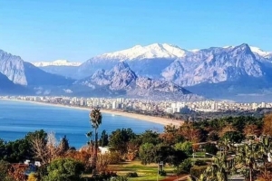 Konyaaltı Sahili