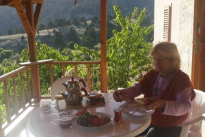 Dünden Bugüne Ailem