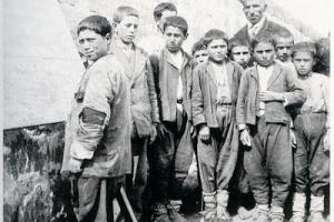 On Yumurta Kaç Öğretmen Eder